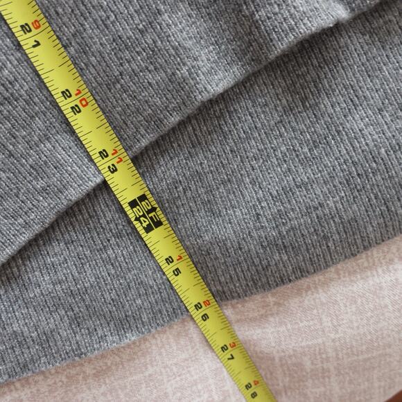 Theory Karenia V-Neck Cashmere Sweater In Gray Size S - Picture 14 of 14